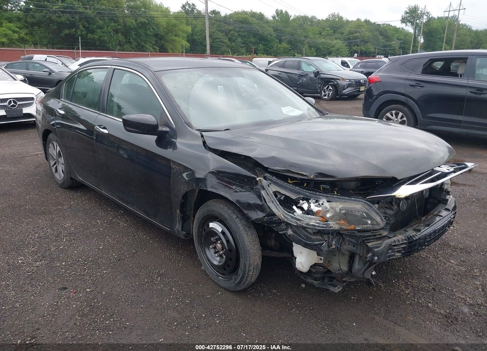 2015 HONDA ACCORD VIN: 1HGCR2F38FA075310
