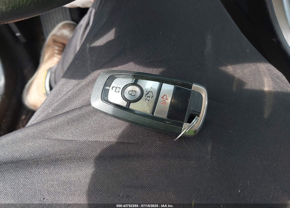 2020 FORD FUSION SE VIN: 3FA6P0HDXLR148874