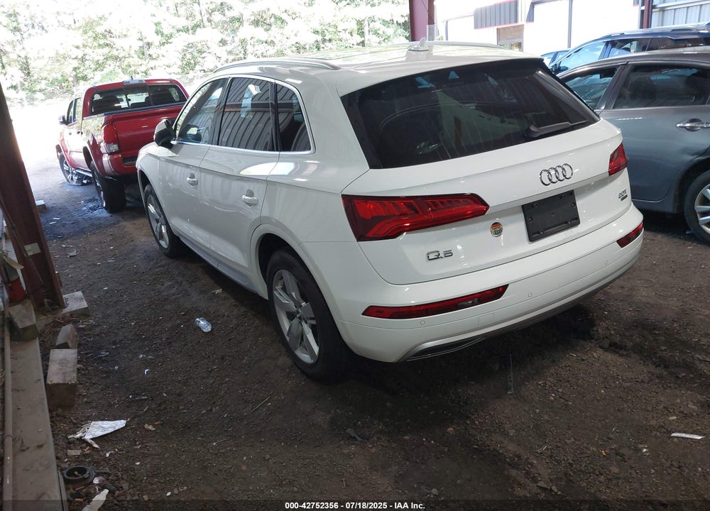 2018 AUDI Q5 VIN: WA1BNAFY6J2242403