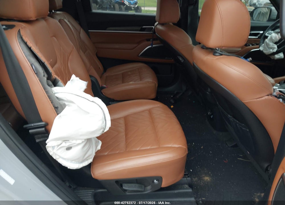 2023 KIA TELLURIDE VIN: 5XYP5DGC3PG398106