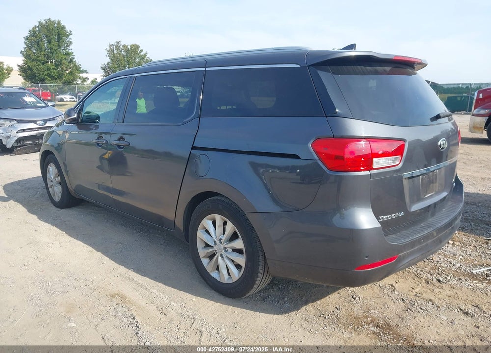 2016 KIA SEDONA EX VIN: KNDMC5C15G6140613