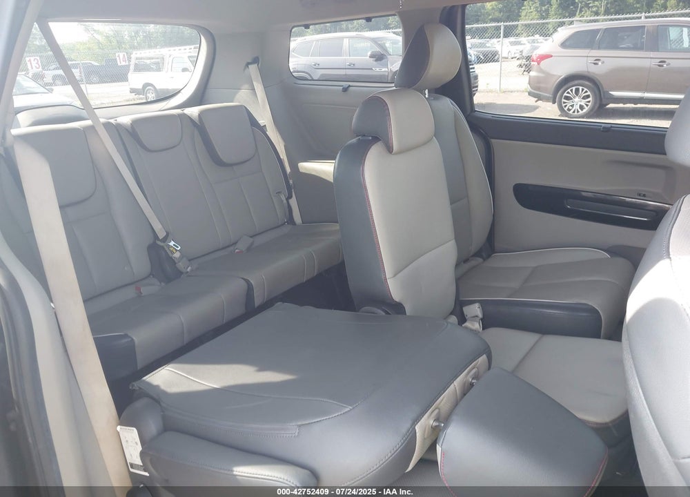 2016 KIA SEDONA EX VIN: KNDMC5C15G6140613