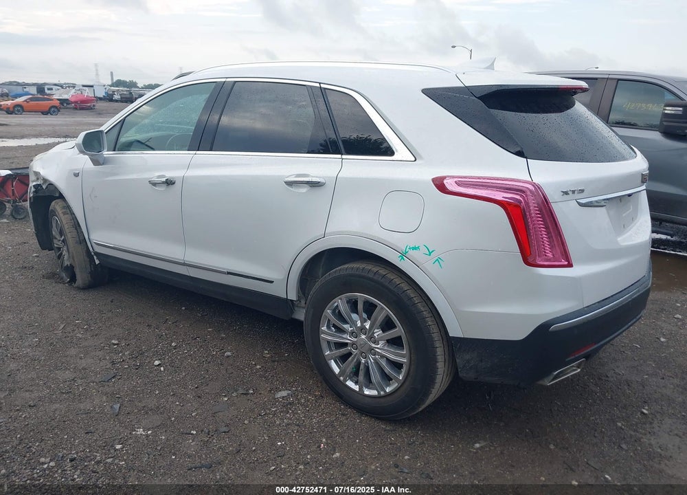 2017 CADILLAC XT5 VIN: 1GYKNBRS3HZ163074