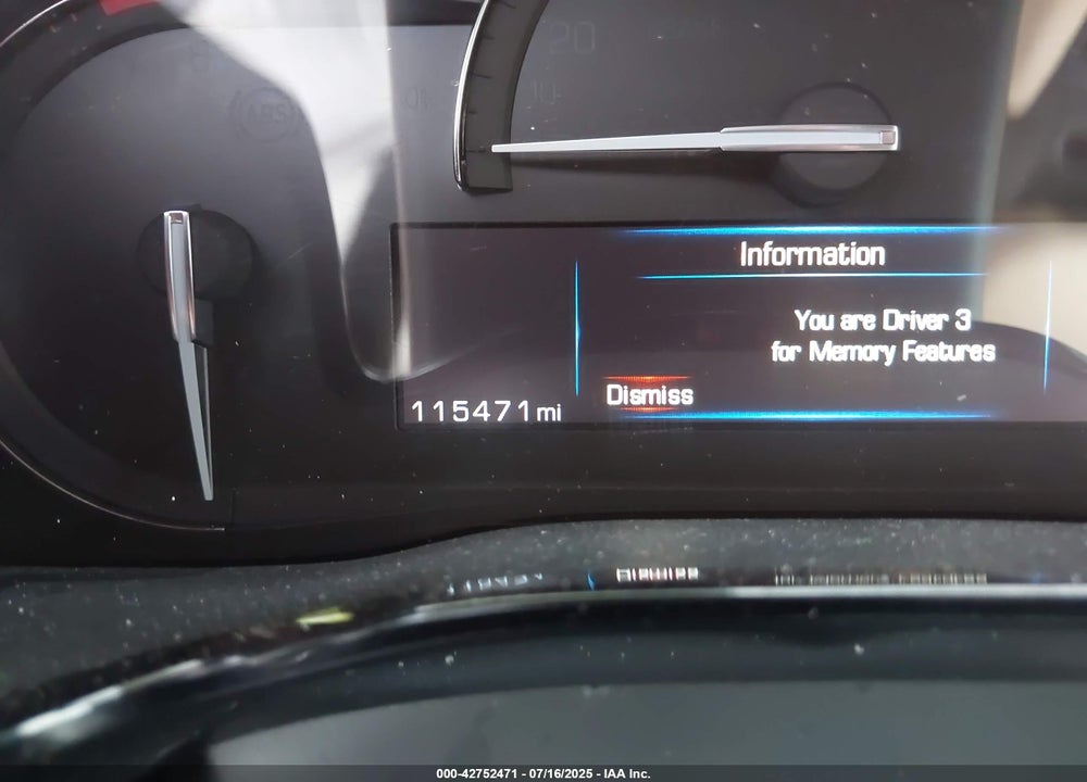 2017 CADILLAC XT5 VIN: 1GYKNBRS3HZ163074