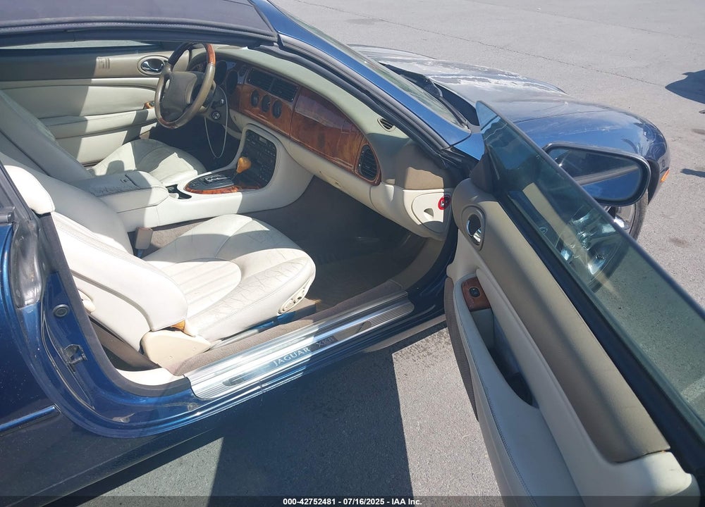 2000 JAGUAR XK8 VIN: SAJJA42C5YNA02796