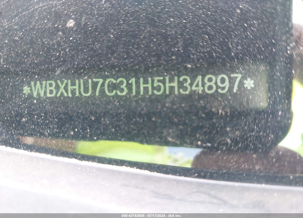 2017 BMW X1 VIN: WBXHU7C31H5H34897