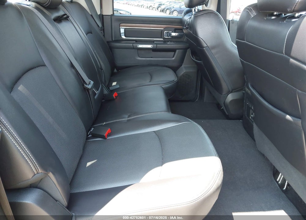 2016 RAM 1500 LAIE VIN: 1C6RR7NTXGS411050