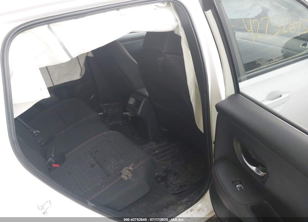 2025 HONDA HR-V VIN: 3CZRZ2H57SM724545