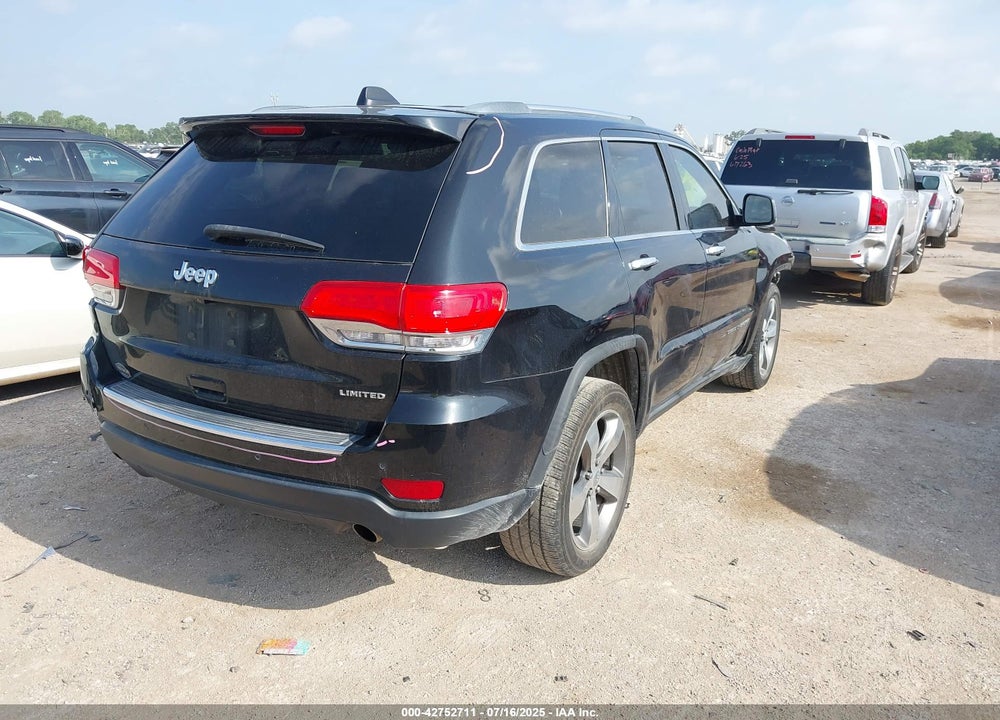 2014 JEEP GRAND CHEROKEE VIN: 1C4RJEBG8EC589493