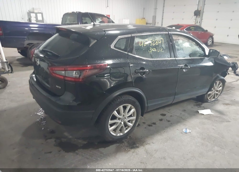 2021 NISSAN ROGUE SPORT VIN: JN1BJ1AW9MW662213