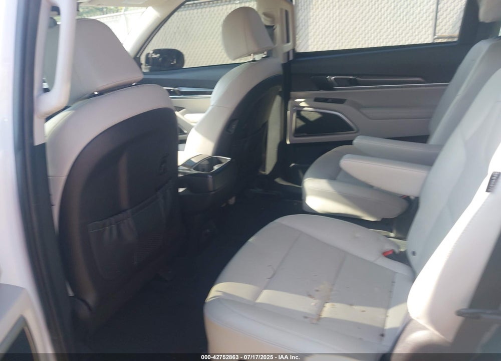 2023 KIA TELLURIDE VIN: 5XYP64GC3PG347640