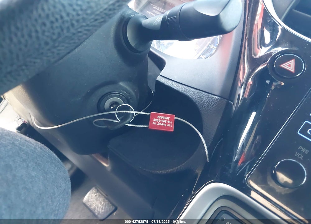 2017 TOYOTA COROLLA VIN: 5YFBURHE5HP650266