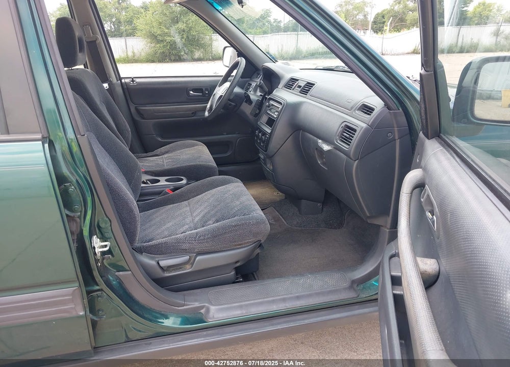 1999 HONDA CR-V EX VIN: JHLRD1866XC045899