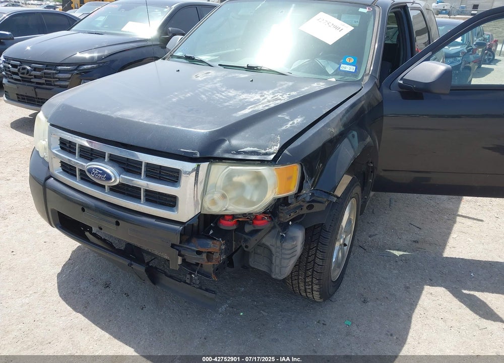 2011 FORD ESCAPE VIN: 1FMCU0D74BKC03520