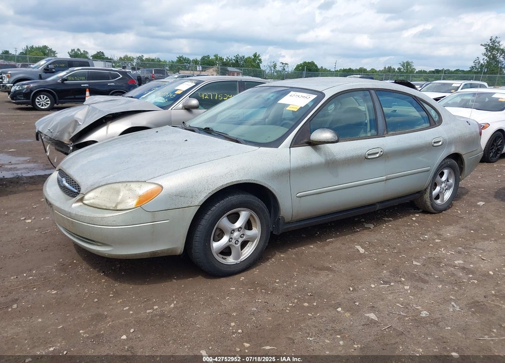 2003 FORD TAURUS VIN: 1FAFP55233G138498