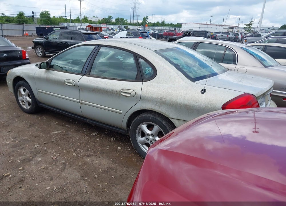 2003 FORD TAURUS VIN: 1FAFP55233G138498