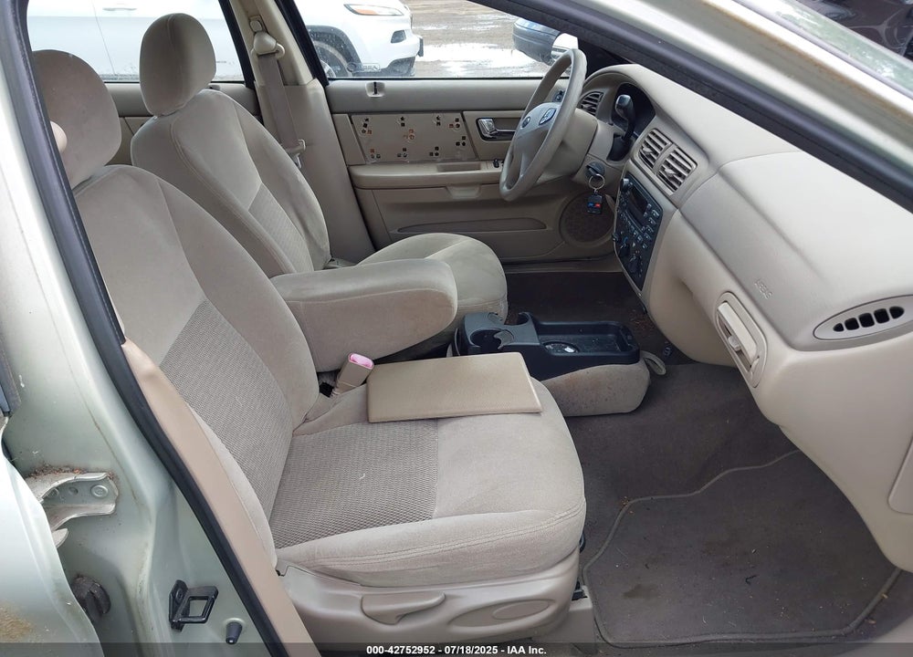 2003 FORD TAURUS VIN: 1FAFP55233G138498