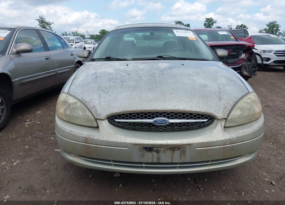 2003 FORD TAURUS VIN: 1FAFP55233G138498