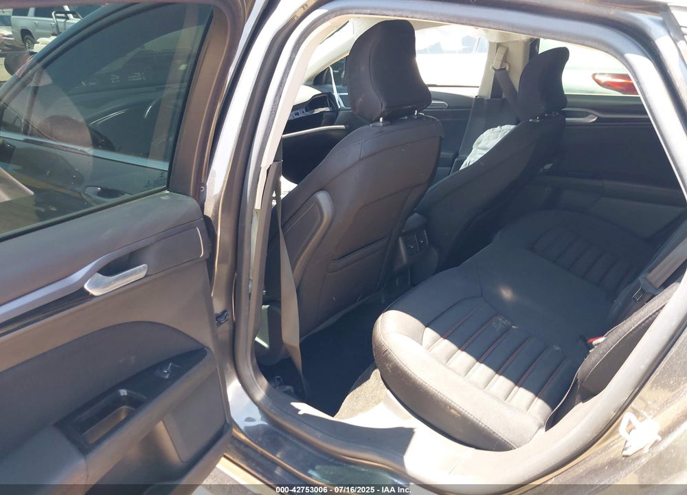 2016 FORD FUSION VIN: 3FA6P0H73GR354439