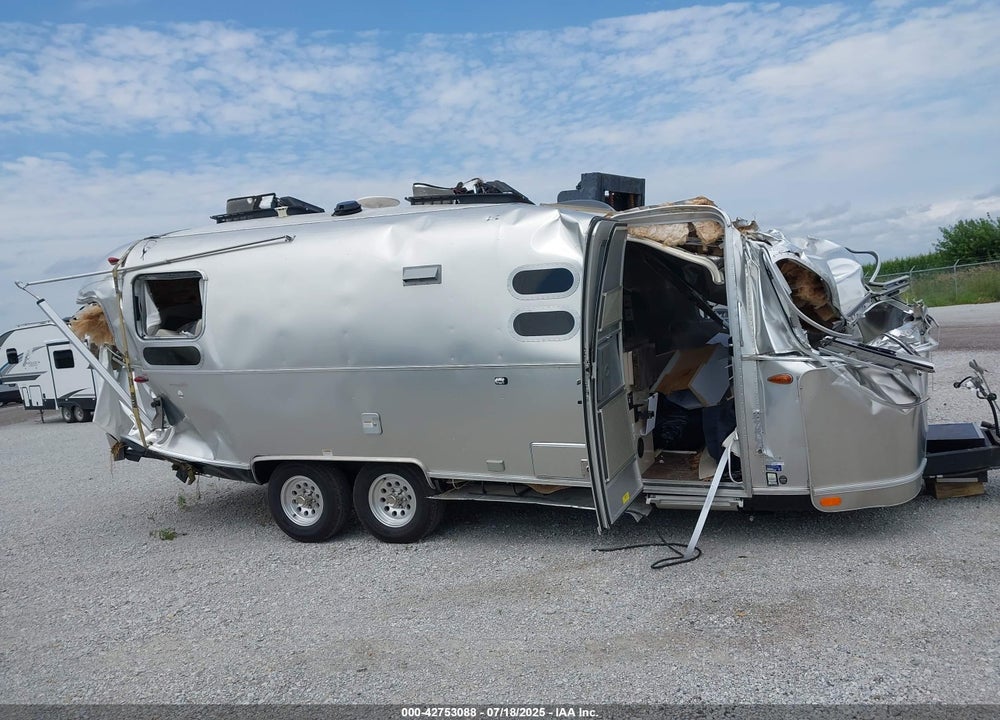 2019 INTERNATIONAL AIRSTREAM VIN: 1STXFYJ20KJ545495
