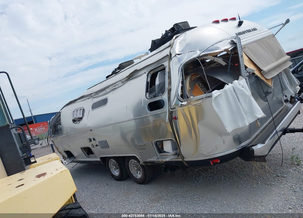 2019 INTERNATIONAL AIRSTREAM VIN: 1STXFYJ20KJ545495