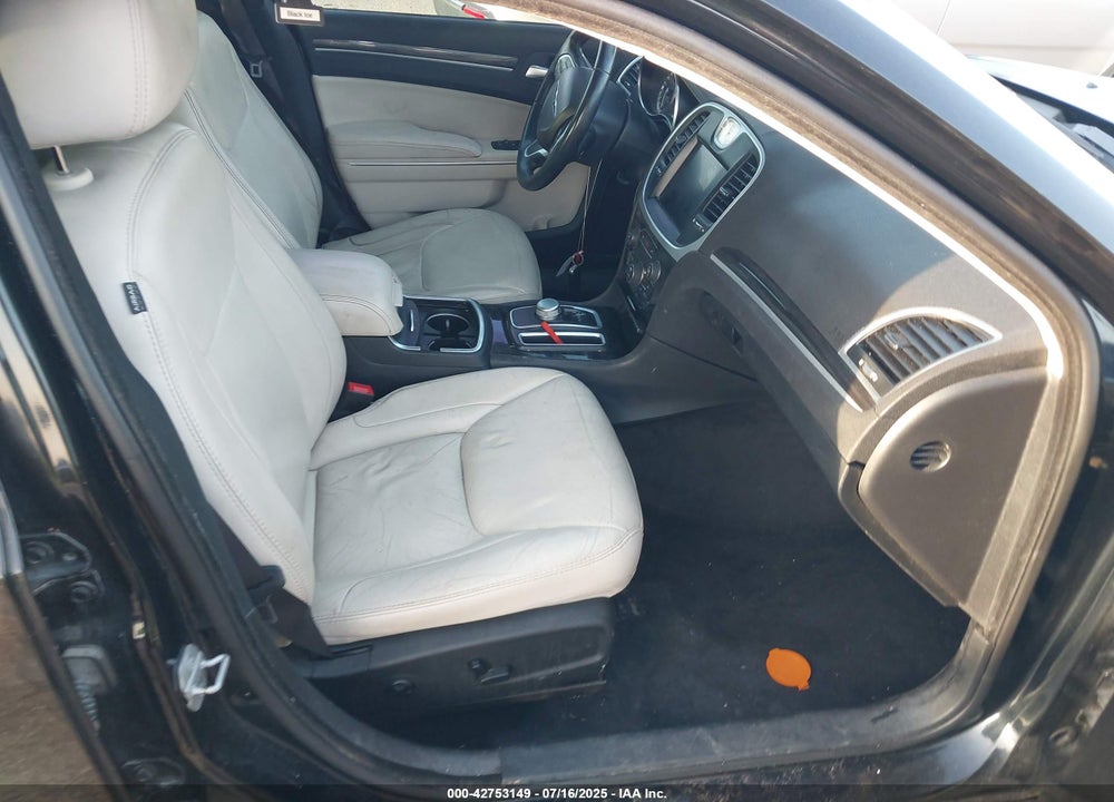 2015 CHRYSLER 300 VIN: 2C3CCAAG3FH903631