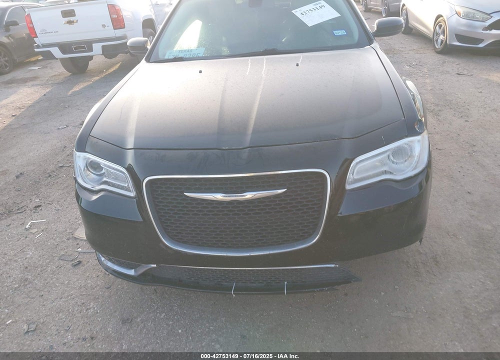 2015 CHRYSLER 300 VIN: 2C3CCAAG3FH903631