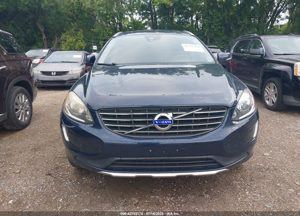 2015 VOLVO XC60 VIN: YV4612RK1F2704872