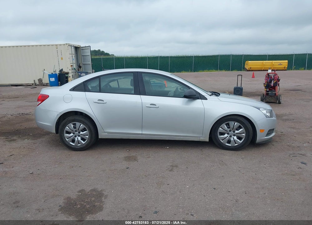 2014 CHEVROLET CRUZE VIN: 1G1PA5SH5E7419139
