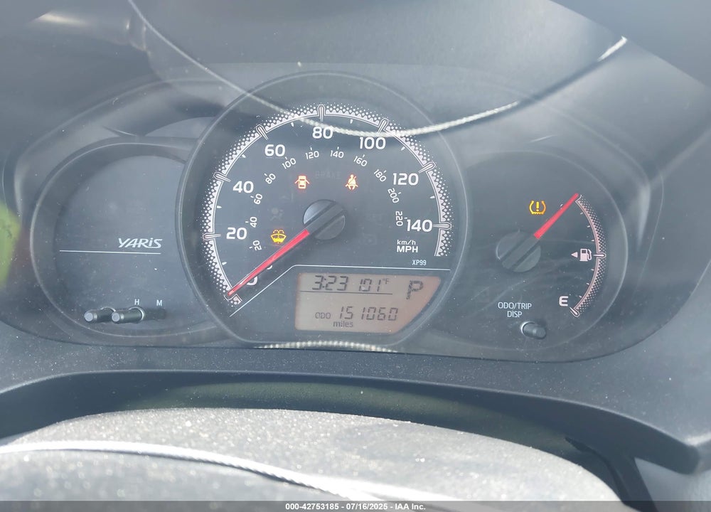 2015 TOYOTA YARIS VIN: VNKKTUD38FA020017