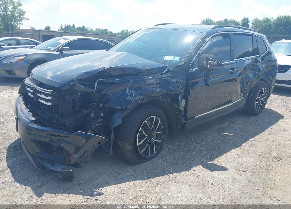 2021 VOLKSWAGEN TIGUAN VIN: 3VV2B7AX1MM134821