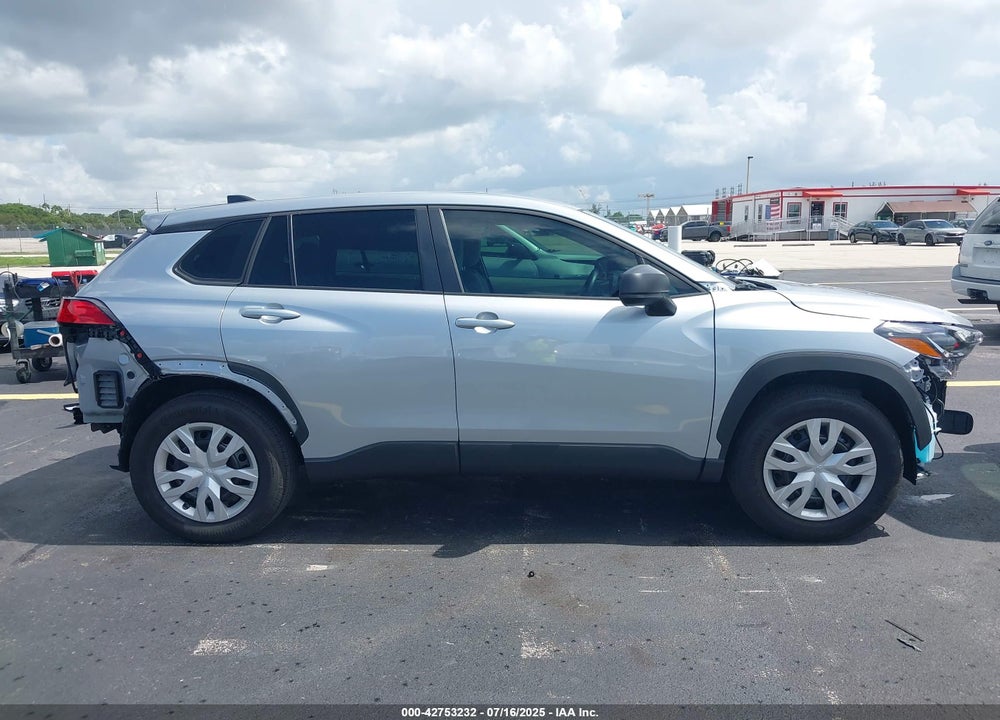 2025 TOYOTA COROLLA CROSS L VIN: 7MUAAAAG8SV137714