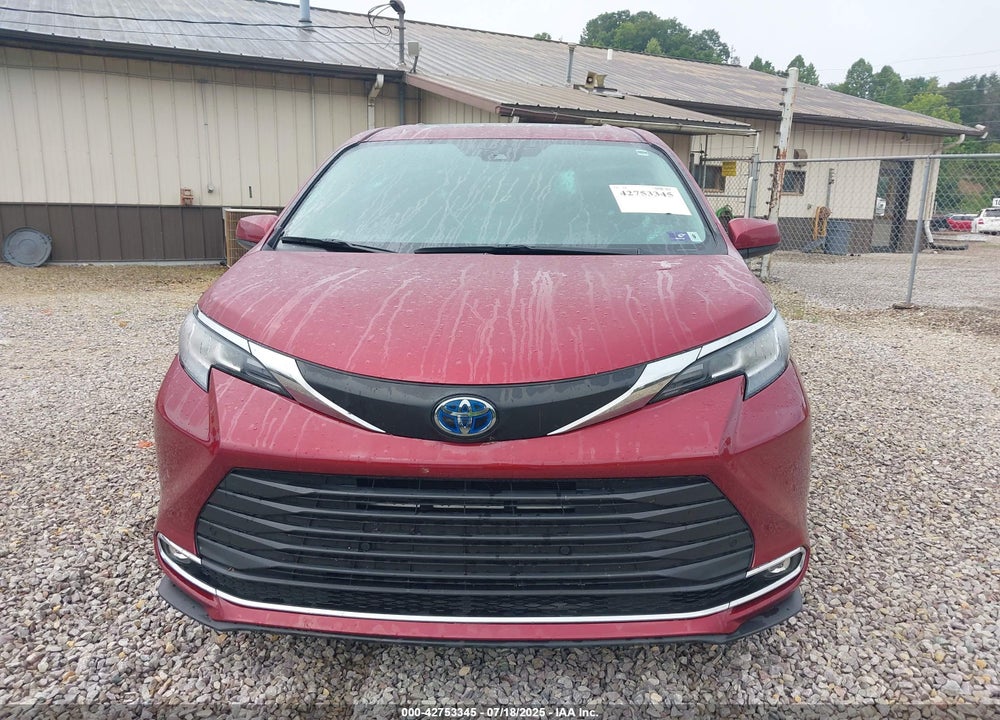 2022 TOYOTA SIENNA XLE VIN: 5TDJSKFC3NS063609