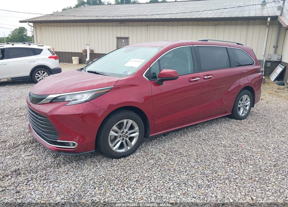 2022 TOYOTA SIENNA XLE VIN: 5TDJSKFC3NS063609