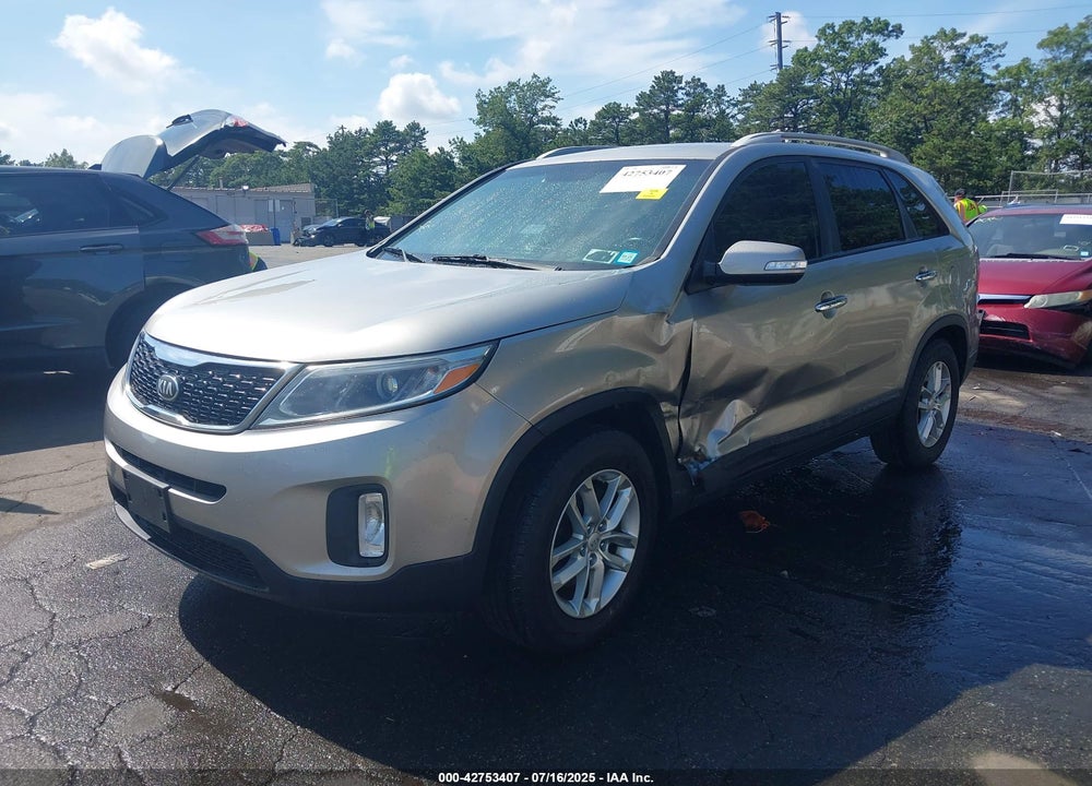 2015 KIA SORENTO VIN: 5XYKTCA63FG608179