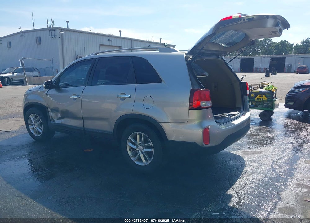 2015 KIA SORENTO VIN: 5XYKTCA63FG608179