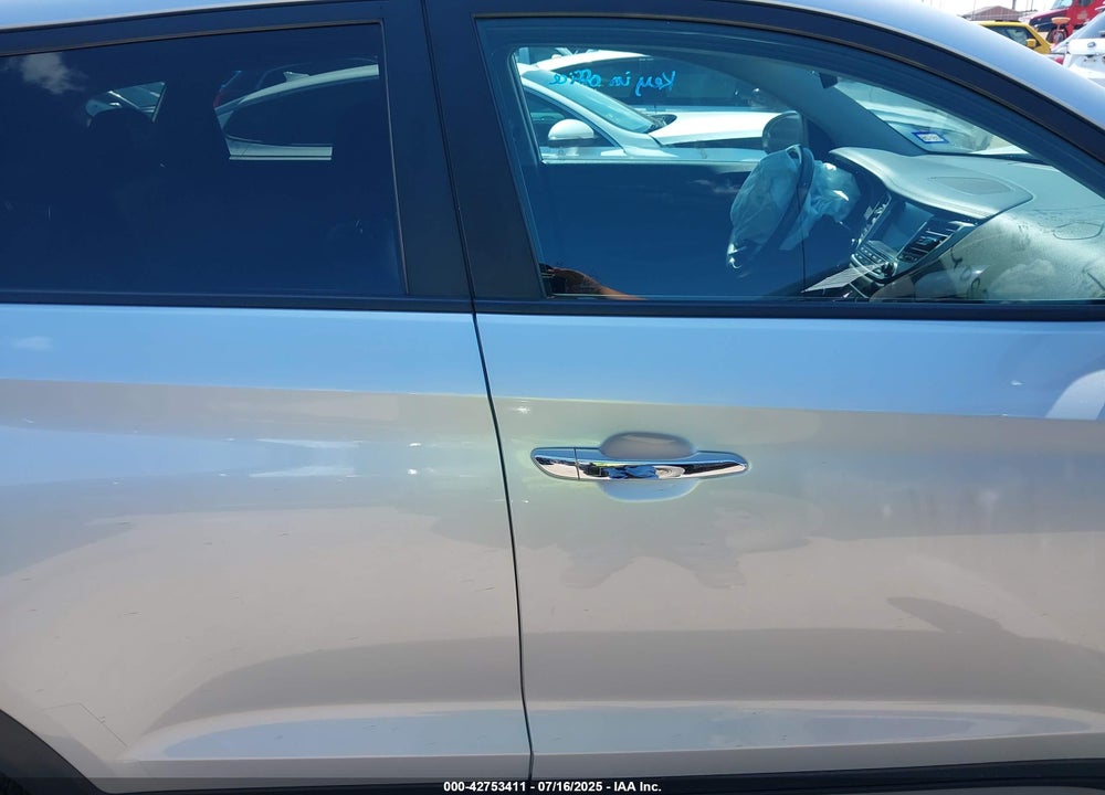 2017 HYUNDAI TUCSON LIMITED VIN: KM8J33A20HU534581