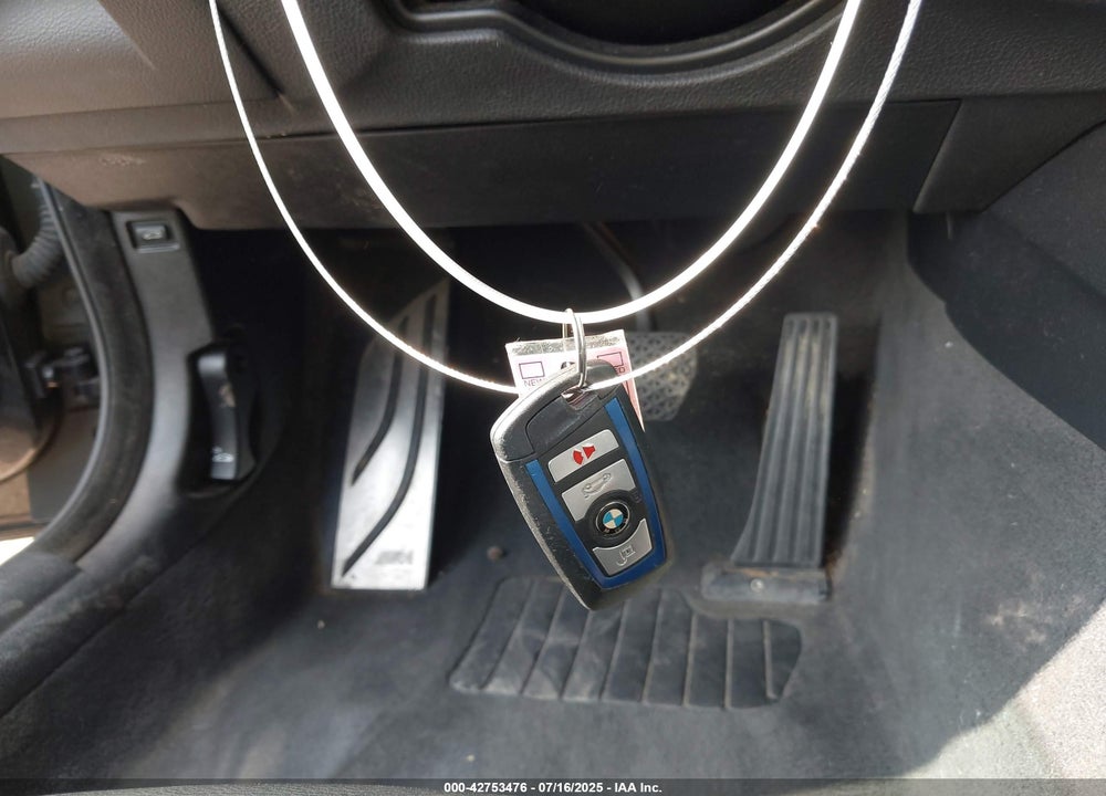 2015 BMW 4 SERIES VIN: WBA3R1C51FK193933