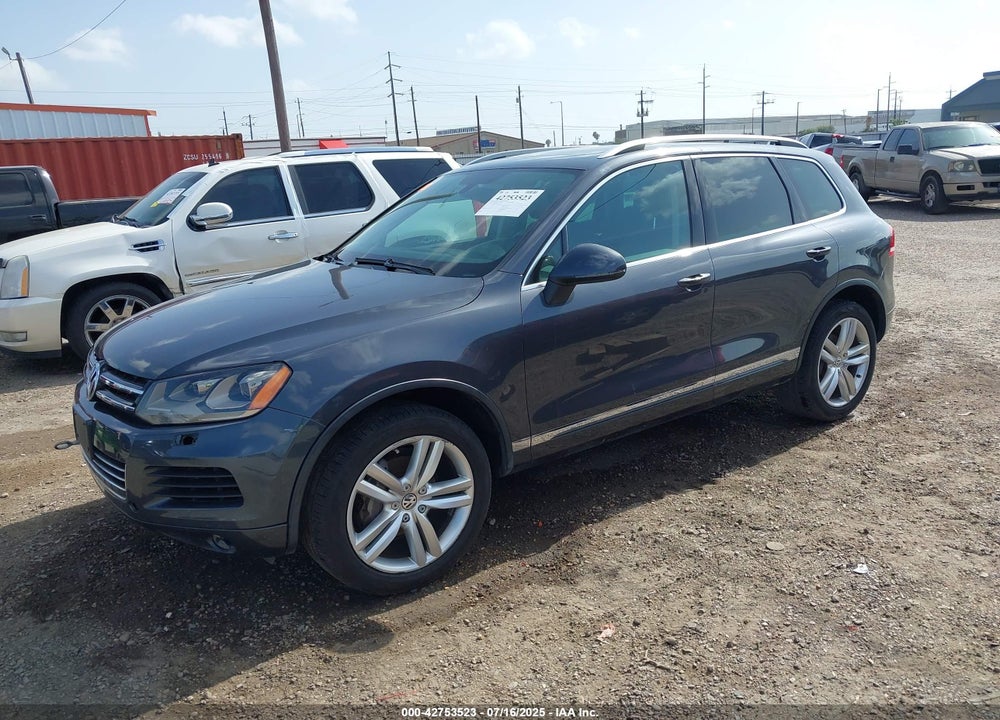 2013 VOLKSWAGEN TOUAREG VIN: WVGEF9BP7DD001532