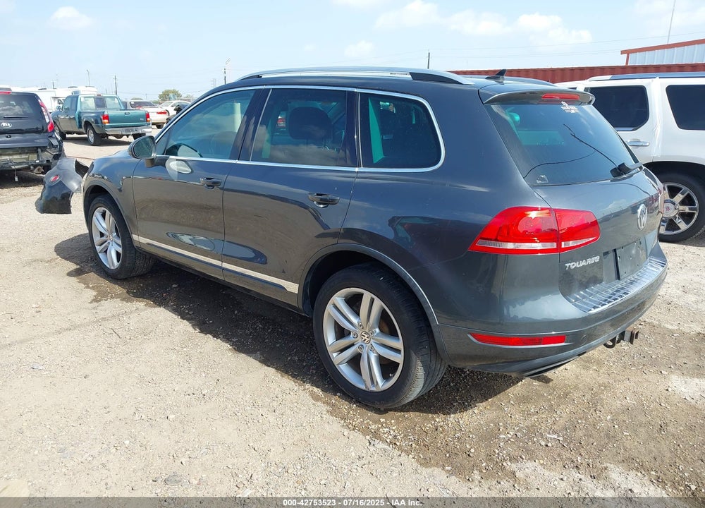 2013 VOLKSWAGEN TOUAREG VIN: WVGEF9BP7DD001532
