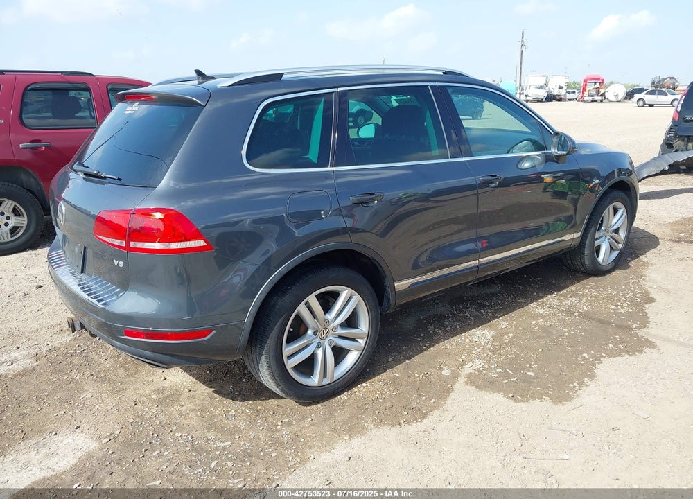 2013 VOLKSWAGEN TOUAREG VIN: WVGEF9BP7DD001532
