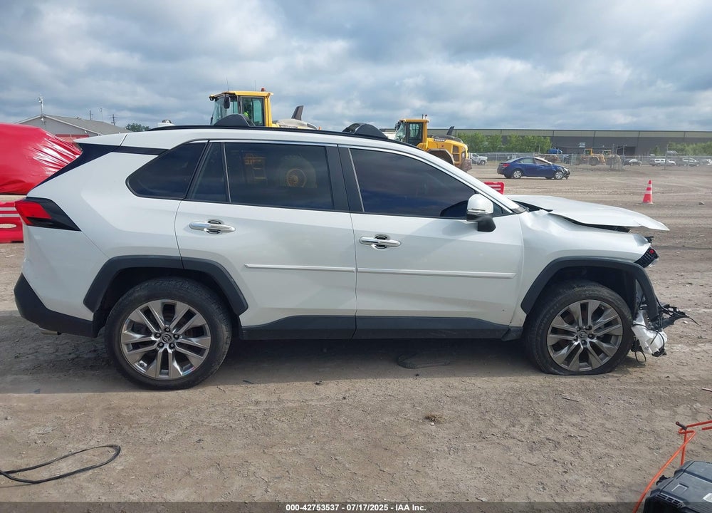 2019 TOYOTA RAV4 VIN: 2T3N1RFV8KW079541