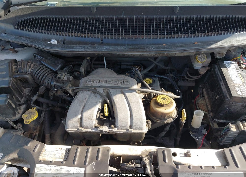 2001 DODGE CARAVAN VIN: 1B4GP25B01B179885