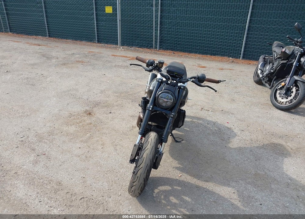2022 INDIAN MOTORCYCLE CO. FTR S VIN: 56KRZS258N3173010