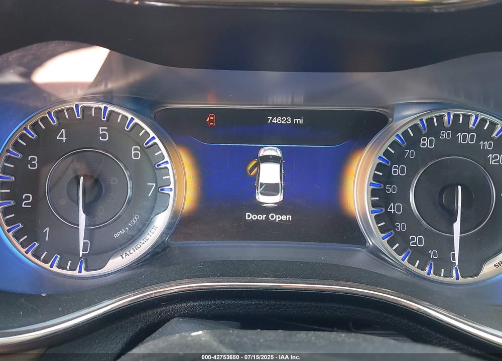 2015 CHRYSLER 200 VIN: 1C3CCCCG1FN509805