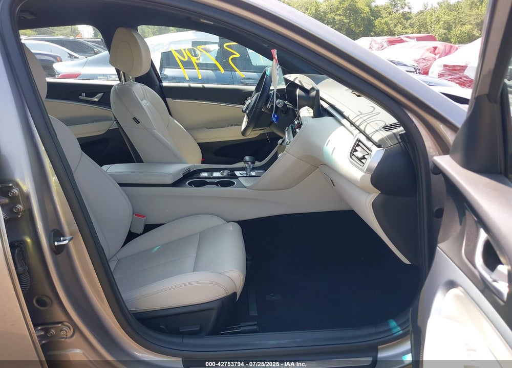 2024 GENESIS G70 VIN: KMTG34SC0RU137774