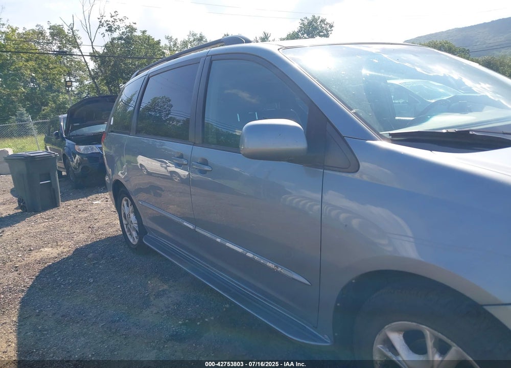 2004 TOYOTA SIENNA XLE LIMITED VIN: 5TDZA22C94S003327