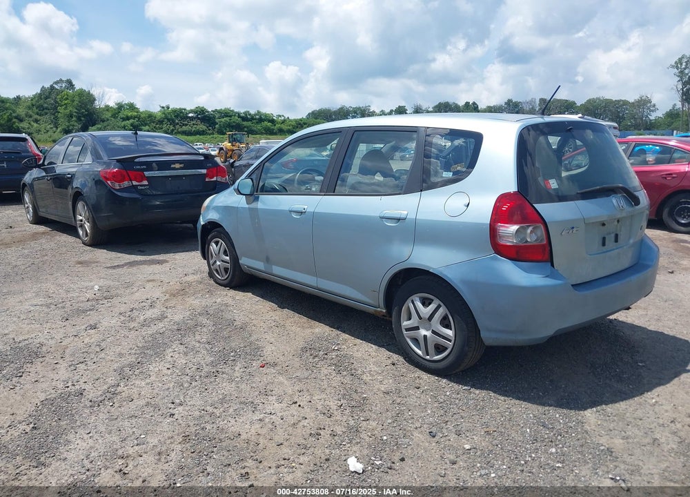 2007 HONDA FIT VIN: JHMGD37497S033878