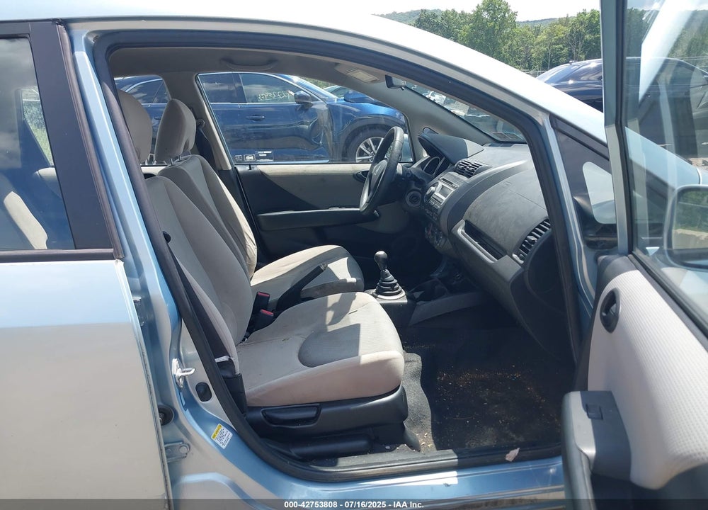 2007 HONDA FIT VIN: JHMGD37497S033878