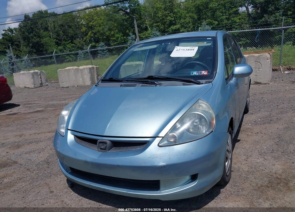 2007 HONDA FIT VIN: JHMGD37497S033878